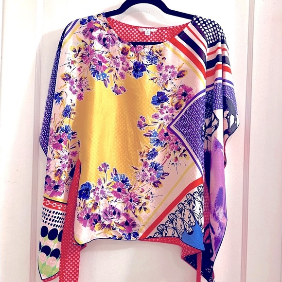 Silk tie waist Butterfly kimono top, size small by Cabi - Picture 4 of 7